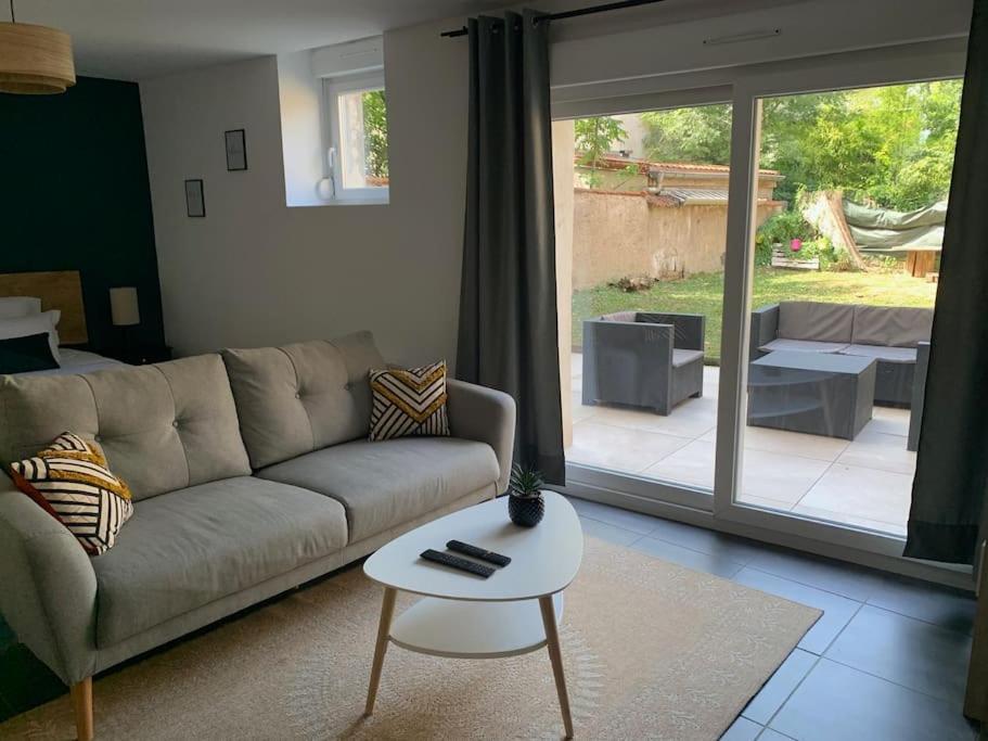 Le Cocon - Grande Terrasse - Calme - Proche Gare Appartamento